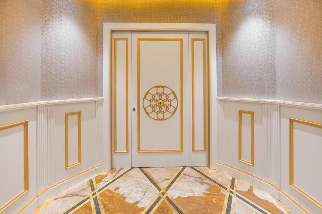 เดอะ บิลต์มอร์ โฮเต็ล ทบิลิซี Hotel Tbilisi ภายนอก รูปภาพ Interior of a home